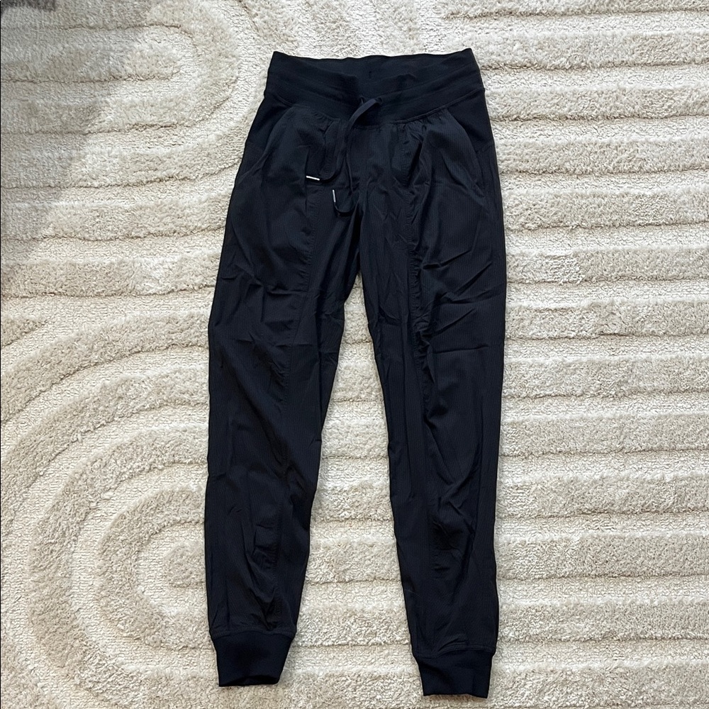 Women’s lululemon Black Jogger Pants